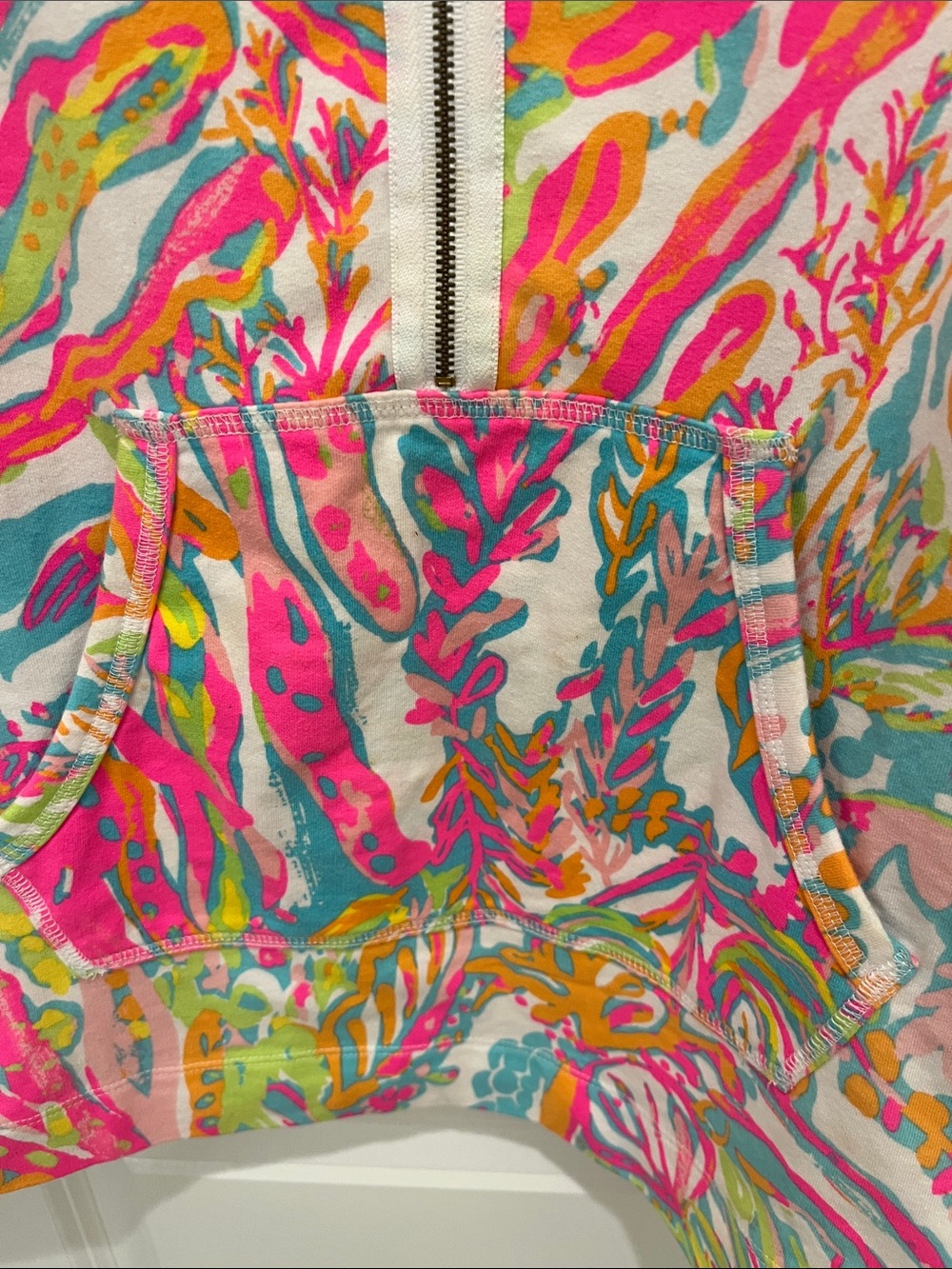 Lilly Pulitzer Skipper Popover Bright Printed Pullover One-Piece With Pocket - Picture 7 of 11